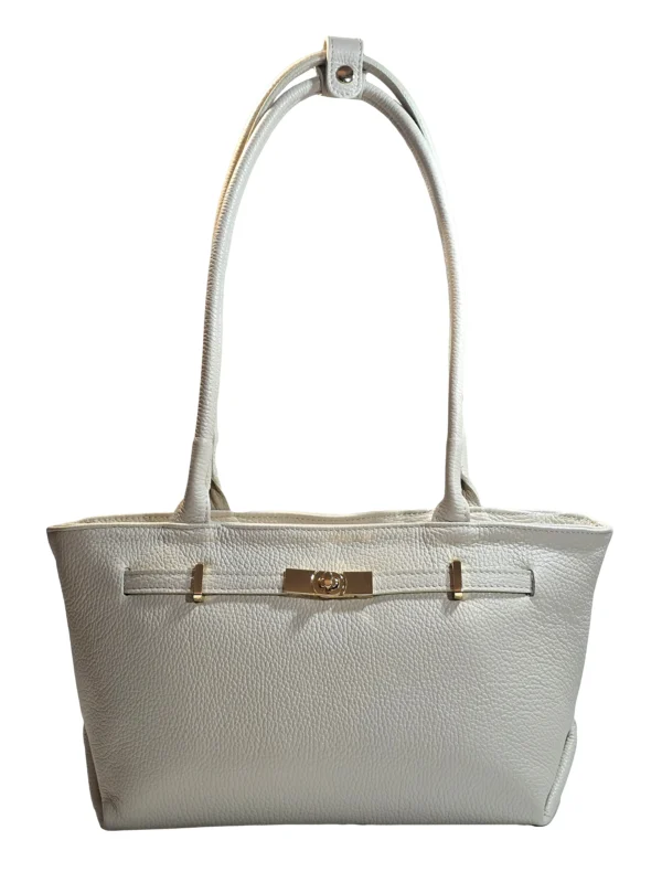 „Дамска чанта Елика – зърнеста кожа, изглед отпред с двойни презрамки“