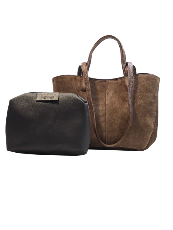 „Люляна – tote чанта с отделен вътрешен несесер с цип, поставен отпред за сравнение на обема“