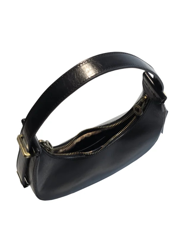 „Отворена Елва – изглед отгоре към основното отделение с цип и вътрешна организация“