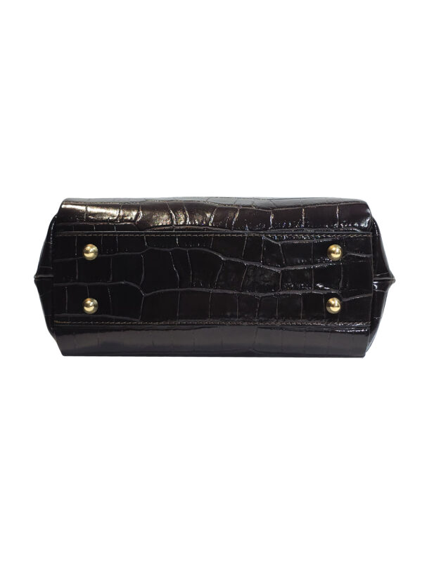 „Дъно на Амалия – подсилена основа с метални крачета за защита при поставяне“